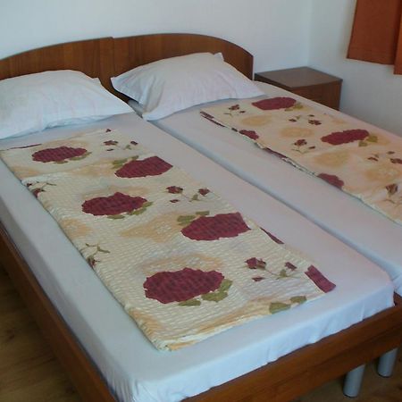 Zora Guest House Primorsko Extérieur photo