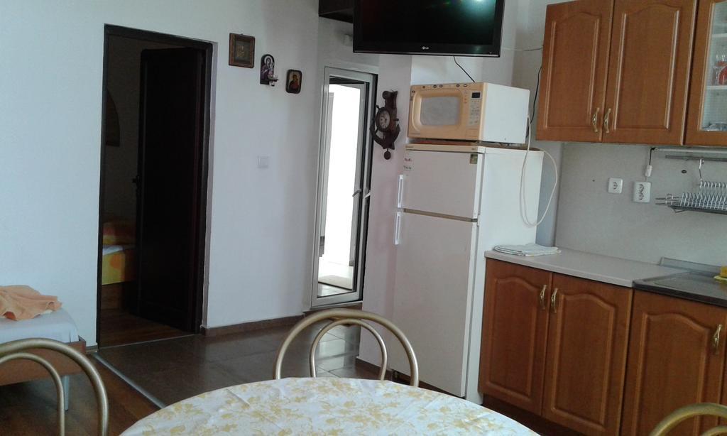 Zora Guest House Primorsko Extérieur photo