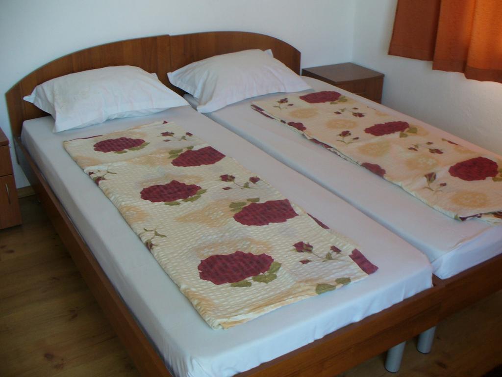 Zora Guest House Primorsko Extérieur photo